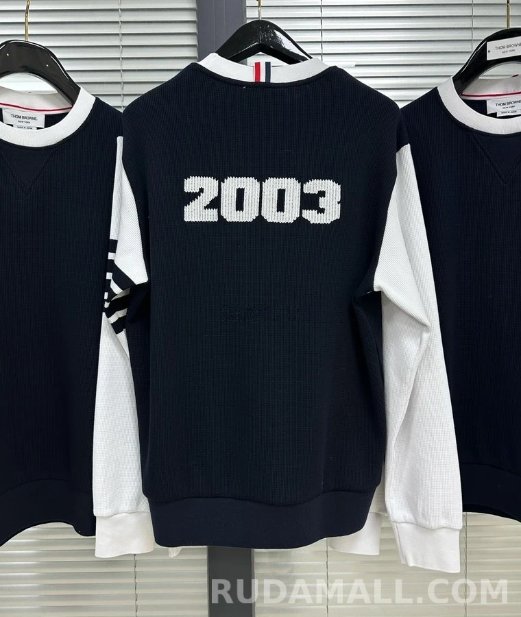 톰브라운 톰브라운 2003 레터링 스트라이프 맨투맨 상세 이미지