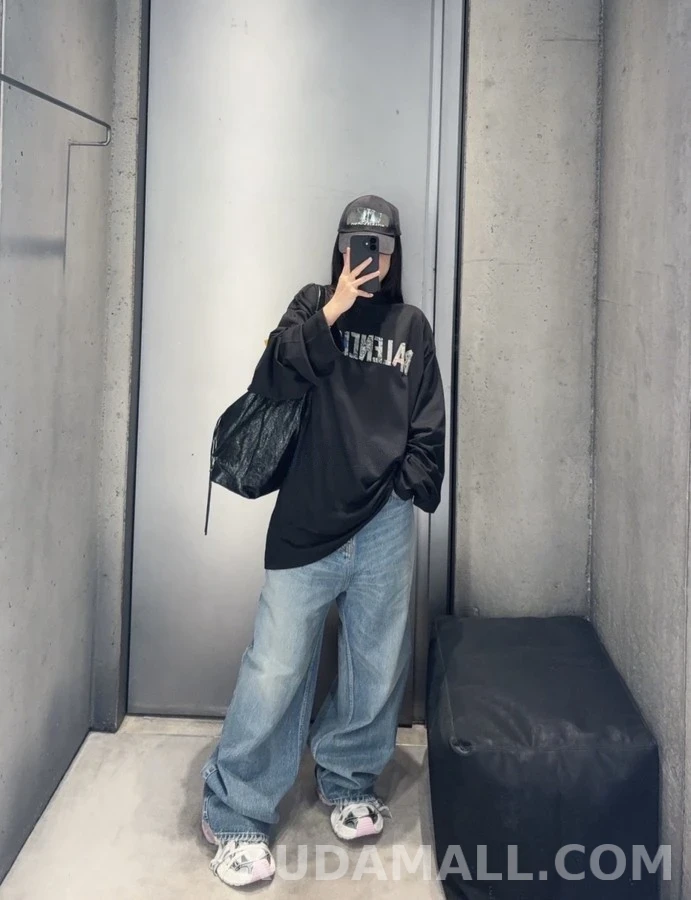 발렌시아가 발렌시아가 테이프 로고 긴팔 티셔츠 상세 이미지
