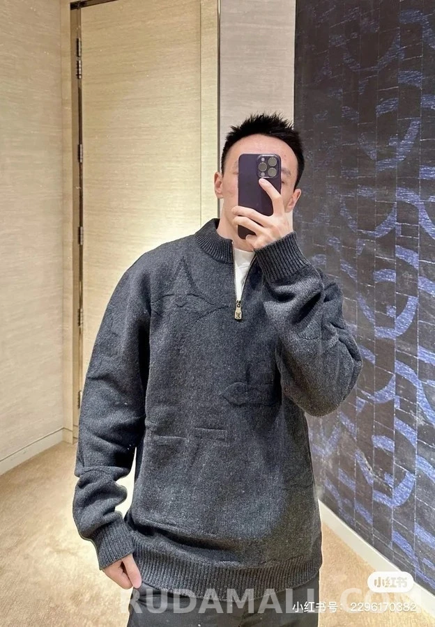 루이비통 루이비통 모노그램 자카드 하프집업 니트 상세 이미지