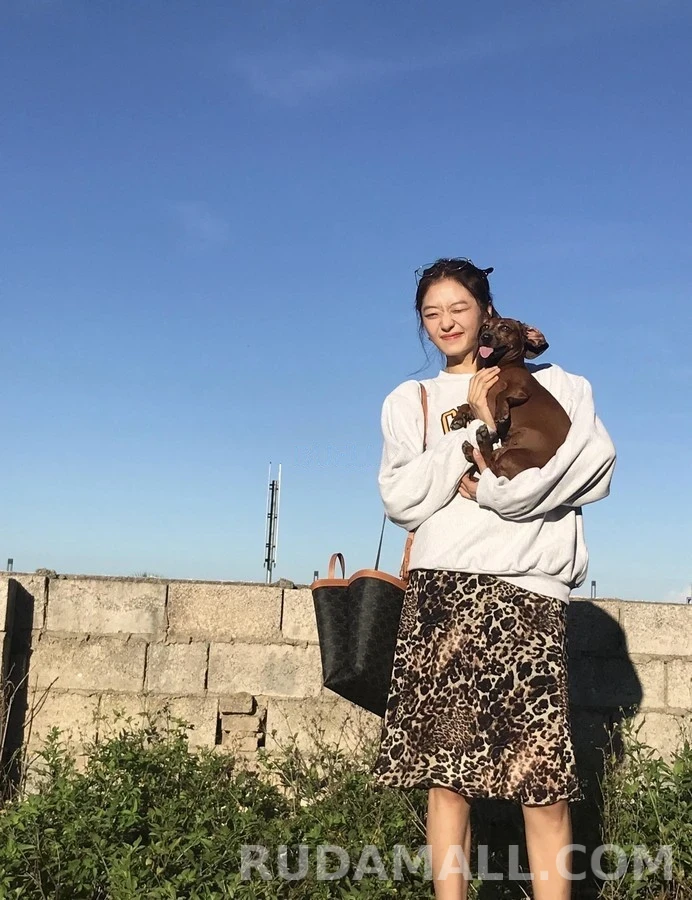 셀린느 셀린느 아치 로고 맨투맨 상세 이미지