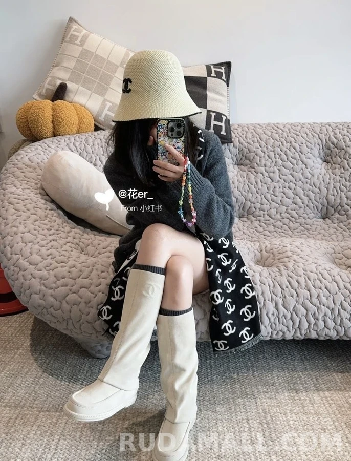 샤넬 샤넬 스웨이드 모카신 롱 부츠 상세 이미지