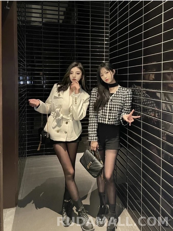 샤넬 샤넬 레터링 컴뱃 부츠 상세 이미지