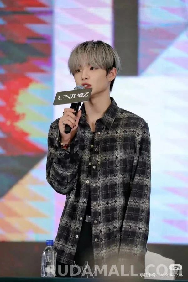 크롬하츠 크롬하츠 체크 크로스 긴팔 티셔츠 상세 이미지