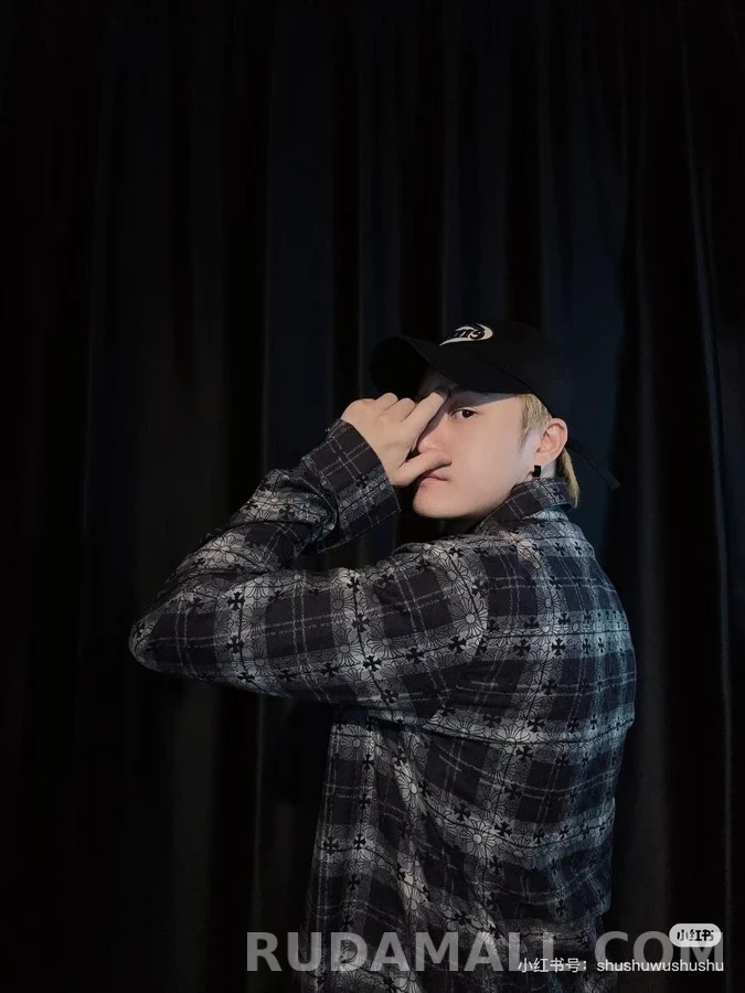 크롬하츠 크롬하츠 체크 크로스 긴팔 티셔츠 상세 이미지