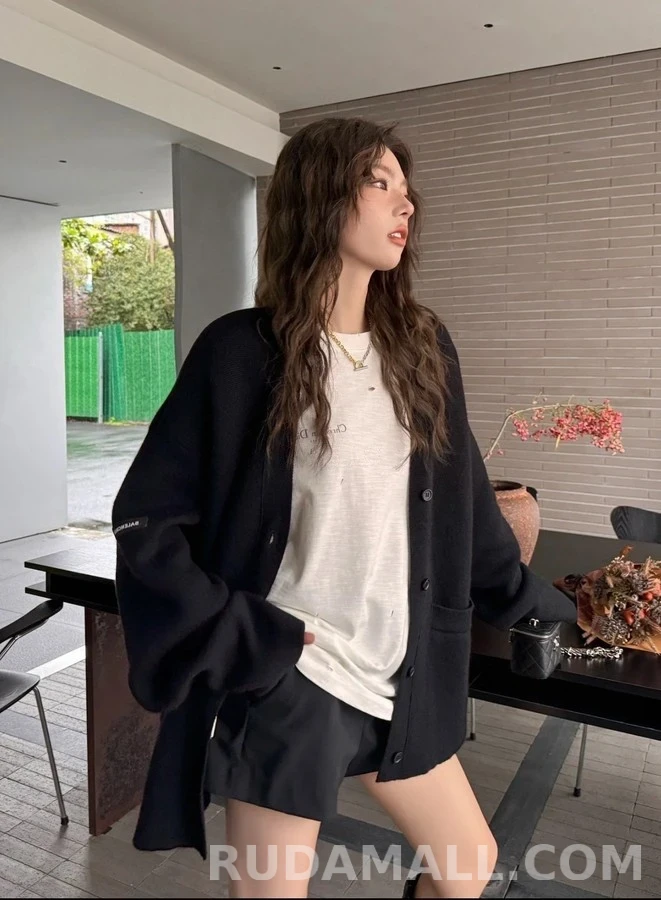 발렌시아가 발렌시아가 슬리브 패치 가디건 상세 이미지