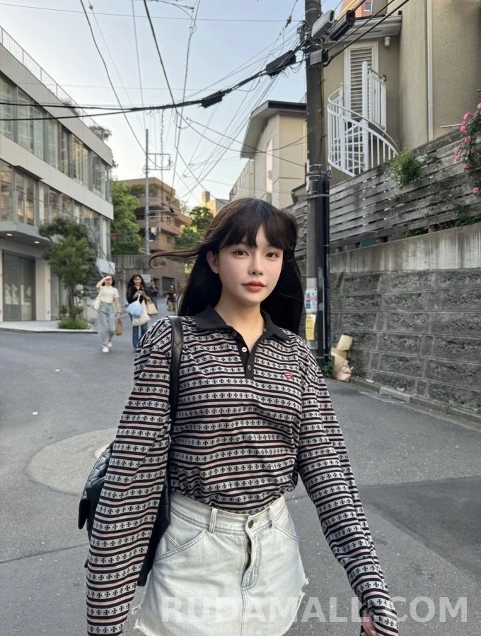 크롬하츠 크롬하츠 십자 패턴 스트라이프 폴로 긴팔 티셔츠 상세 이미지