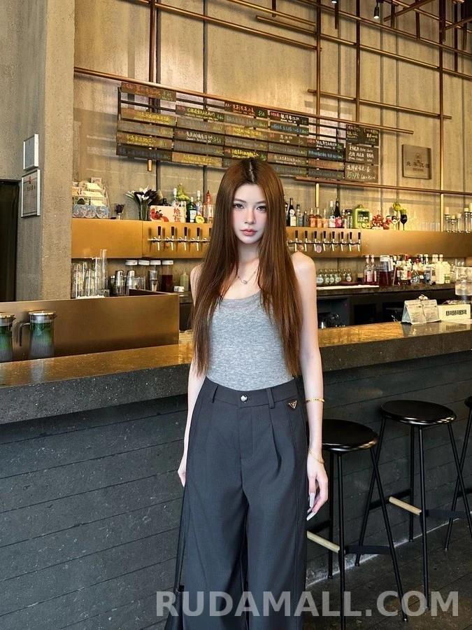 프라다 프라다 플리츠 스트레이트 팬츠 상세 이미지