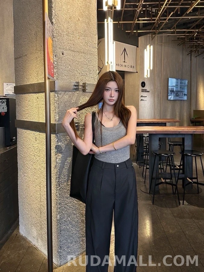 프라다 프라다 플리츠 스트레이트 팬츠 상세 이미지