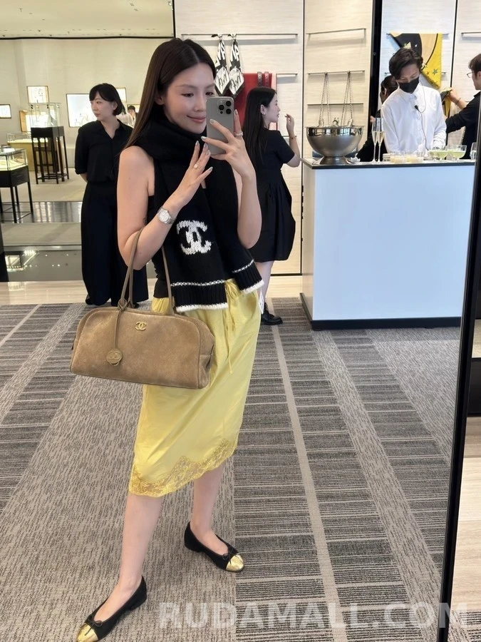 샤넬 샤넬 더블 C 로고 니트 머플러 상세 이미지
