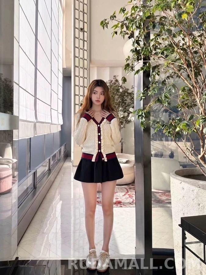 샤넬 샤넬 러플 V넥 레터링 가디건 상세 이미지