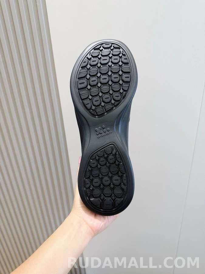 벨루티 벨루티 크록 엠보싱 레더 스니커즈 상세 이미지