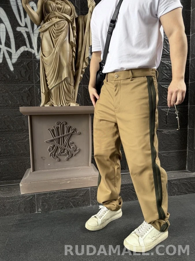 몽클레어 몽클레어 로고 스트라이프 팬츠 상세 이미지