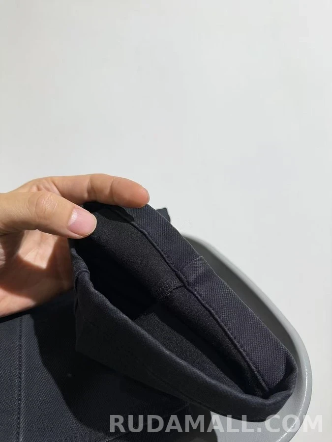 몽클레어 몽클레어 모노그램 자수 스트레이트 데님 팬츠 상세 이미지