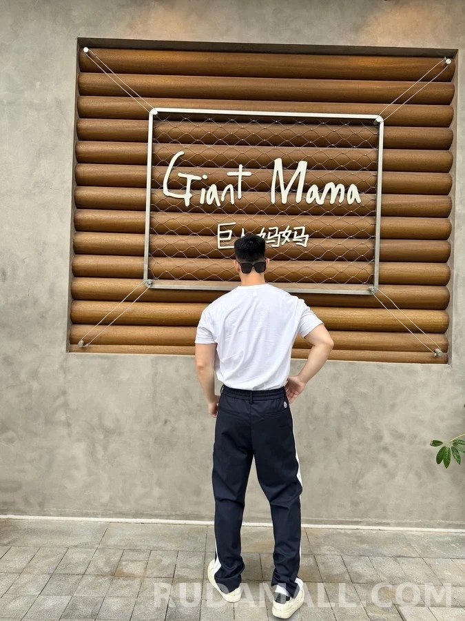 몽클레어 몽클레어 로고 스트라이프 드로스트링 팬츠 상세 이미지
