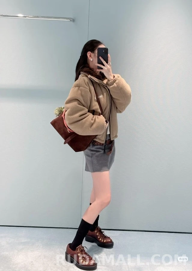 미우미우 미우미우 레트로 플랫폼 레이스업 슈즈 상세 이미지
