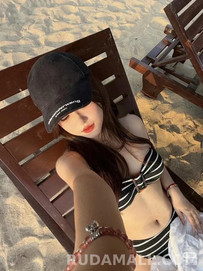 알렉산더 왕 알렉산더 왕 빈티지 로고 자수 야구모자 상세 이미지