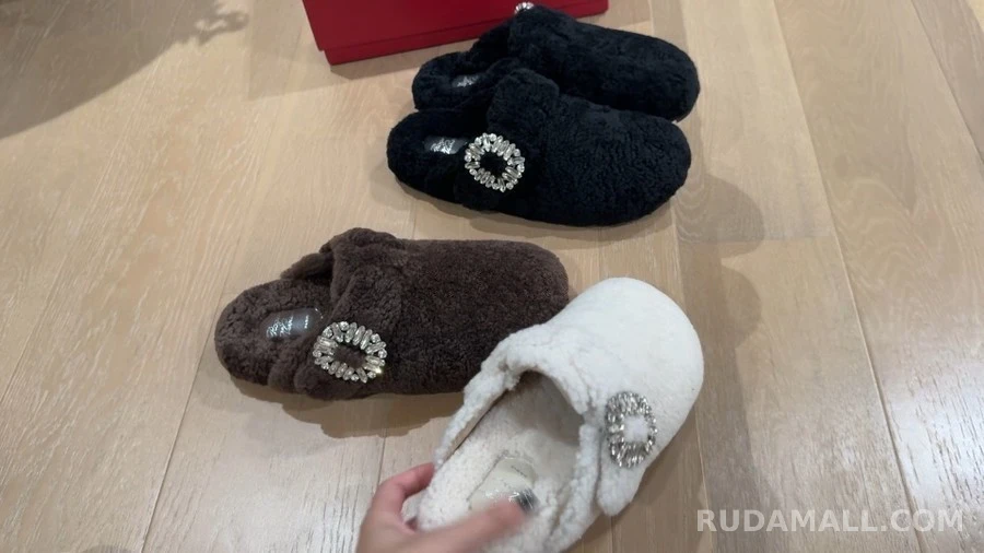 로저 비비에 로저비비에 수술 양모 버클 슬리퍼 상세 이미지