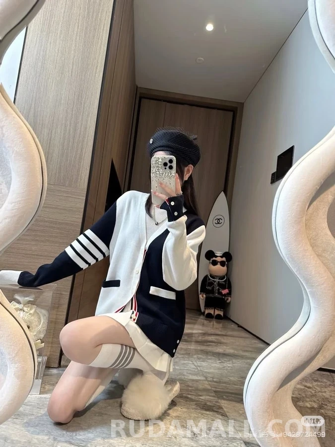 톰브라운 톰브라운 컬러블록 강아지 패턴 가디건 상세 이미지
