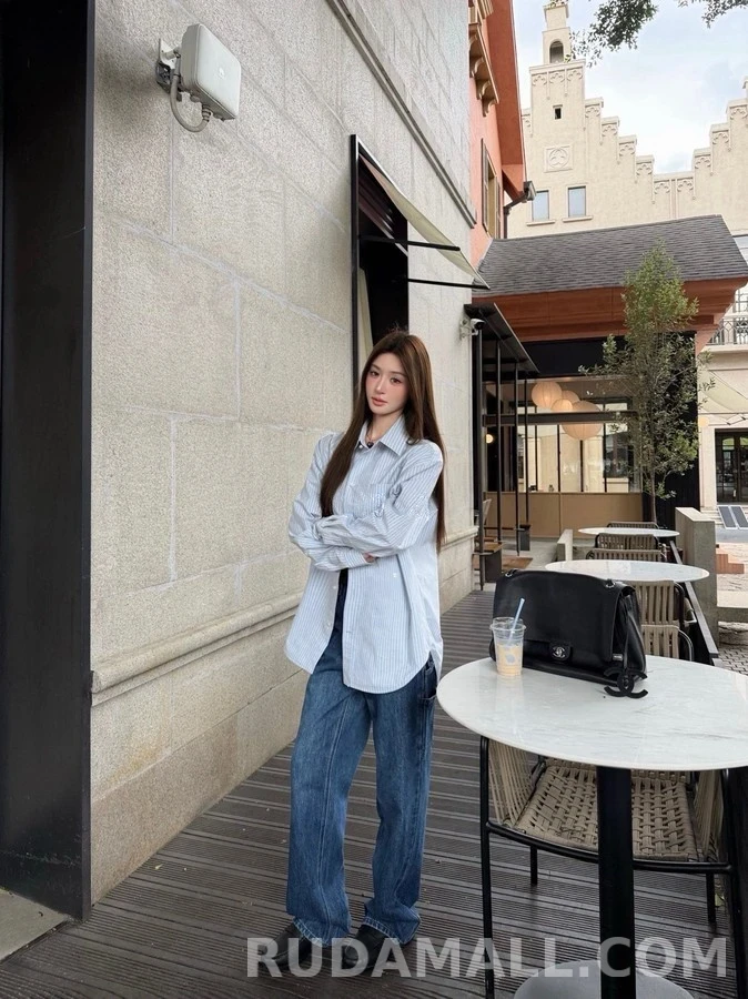 샤넬 샤넬 더블 C 자수 스트라이프 셔츠 상세 이미지