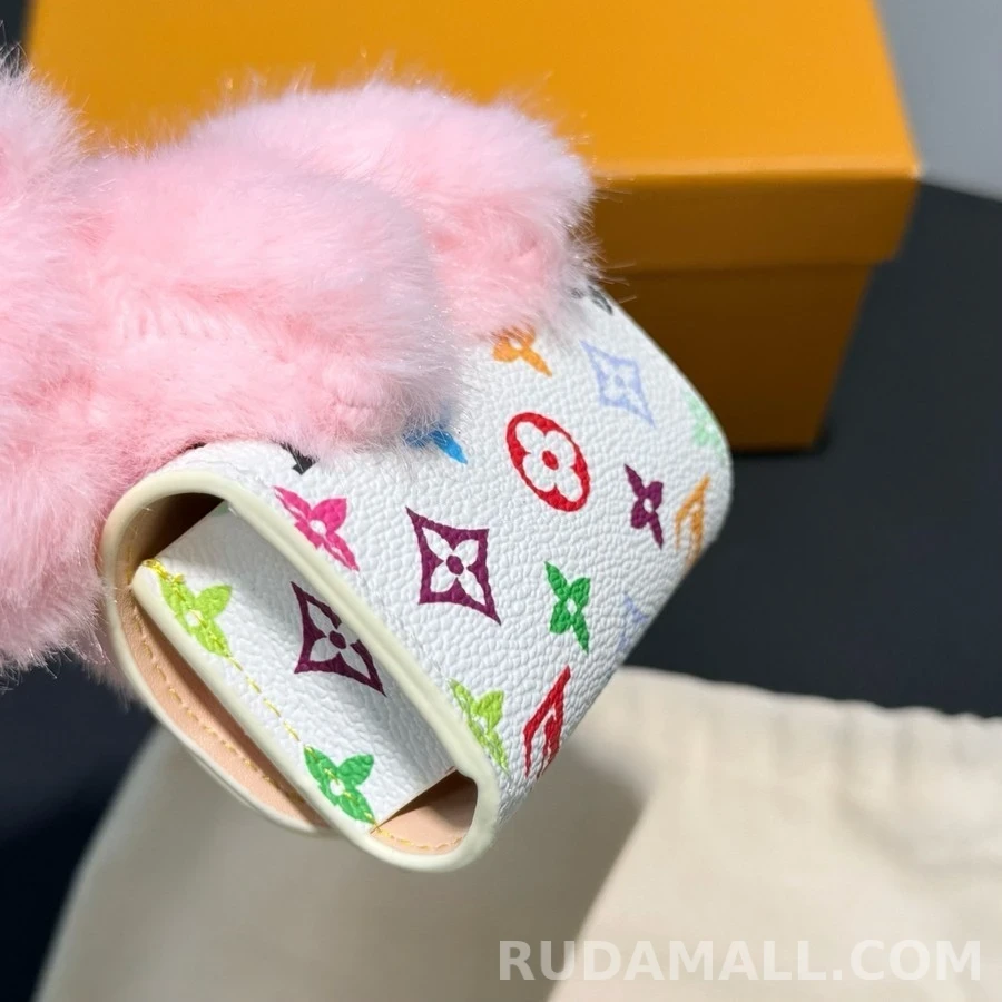 루이비통 루이비통 멀티 모노그램 큐트 카피바라 백 참 상세 이미지