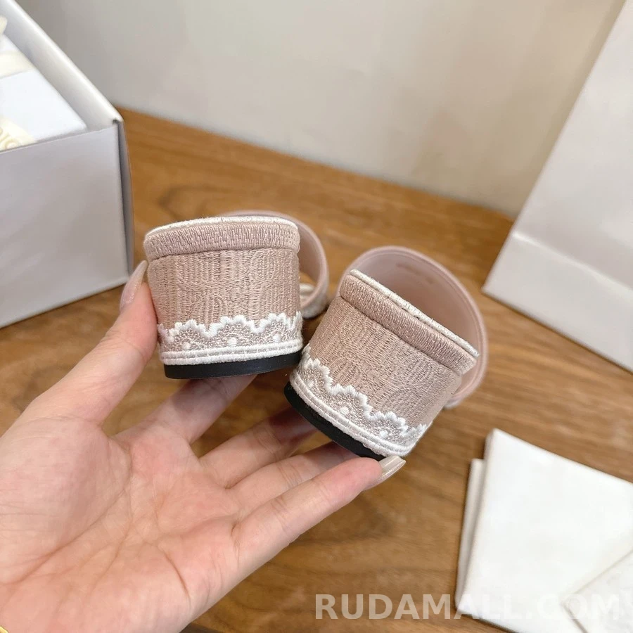 디올 디올 Dway 자수 블록 힐 샌들 상세 이미지