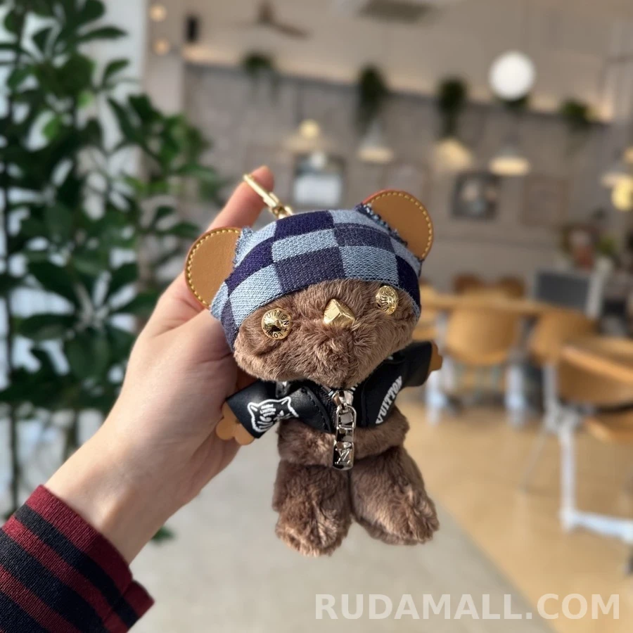 루이비통 루이비통 Louis Bear 체크 비니 라이더 키링 상세 이미지