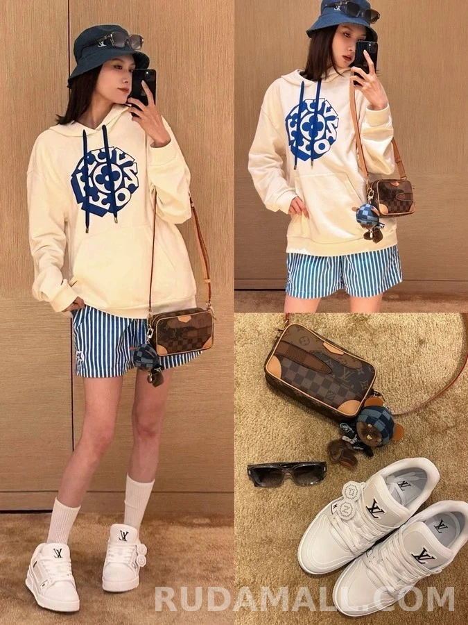 루이비통 루이비통 Louis Bear 체크 비니 라이더 키링 상세 이미지