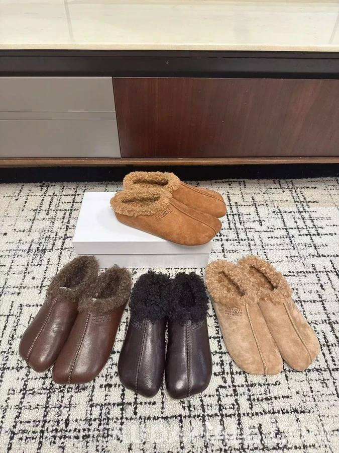 메종 마르지엘라 메종마르지엘라 빵 모양 퍼 슬리퍼 상세 이미지