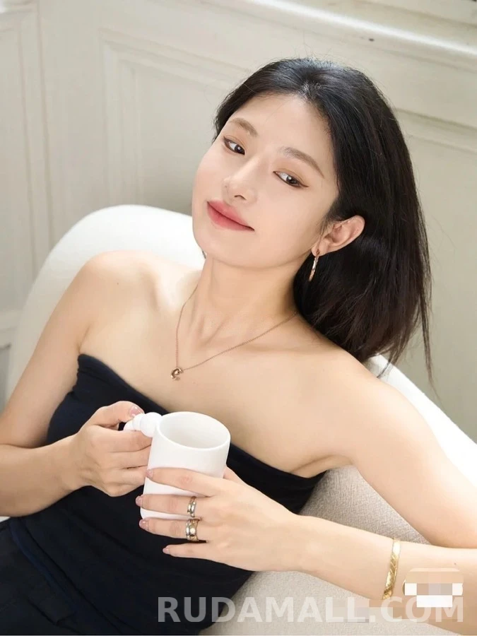 샤넬 샤넬 C 이니셜 퀼팅 펜던트 목걸이 상세 이미지