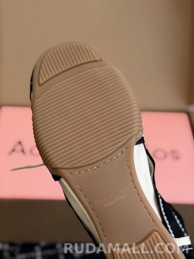 아크네 스튜디오 아크네 스튜디오 스웨이드 투톤 발레 슈즈 상세 이미지