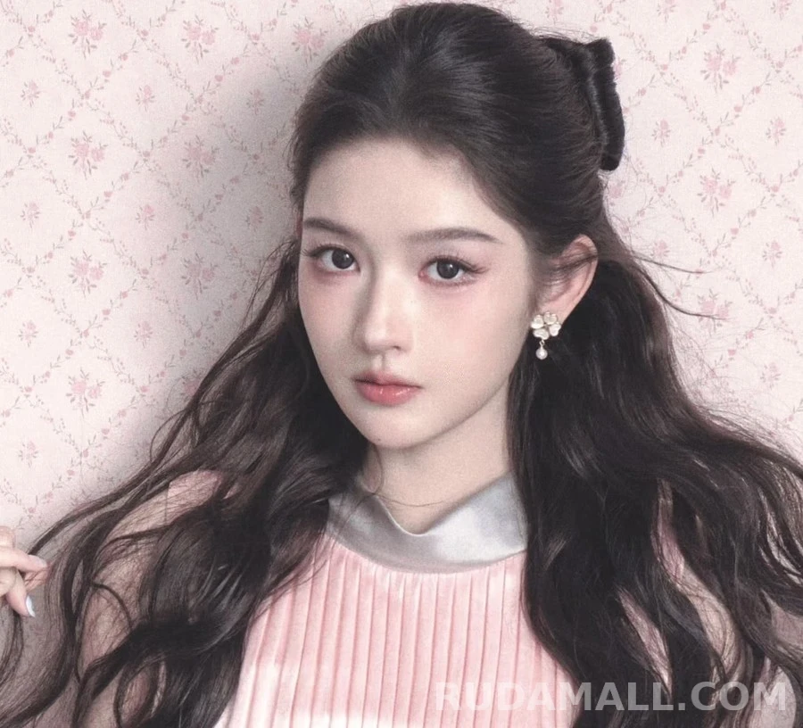 디올 디올 쉘 클로버 비대칭 귀걸이 상세 이미지