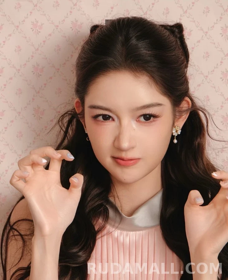 디올 디올 쉘 클로버 비대칭 귀걸이 상세 이미지