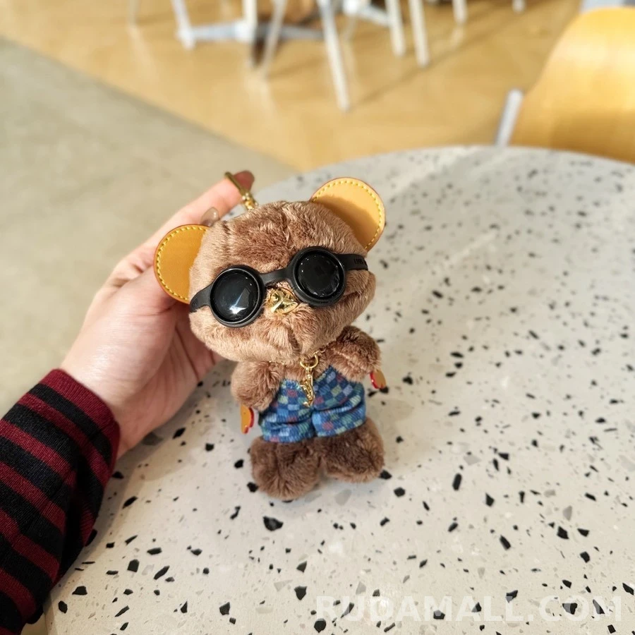 루이비통 루이비통 루이 베어 인형 키링 상세 이미지