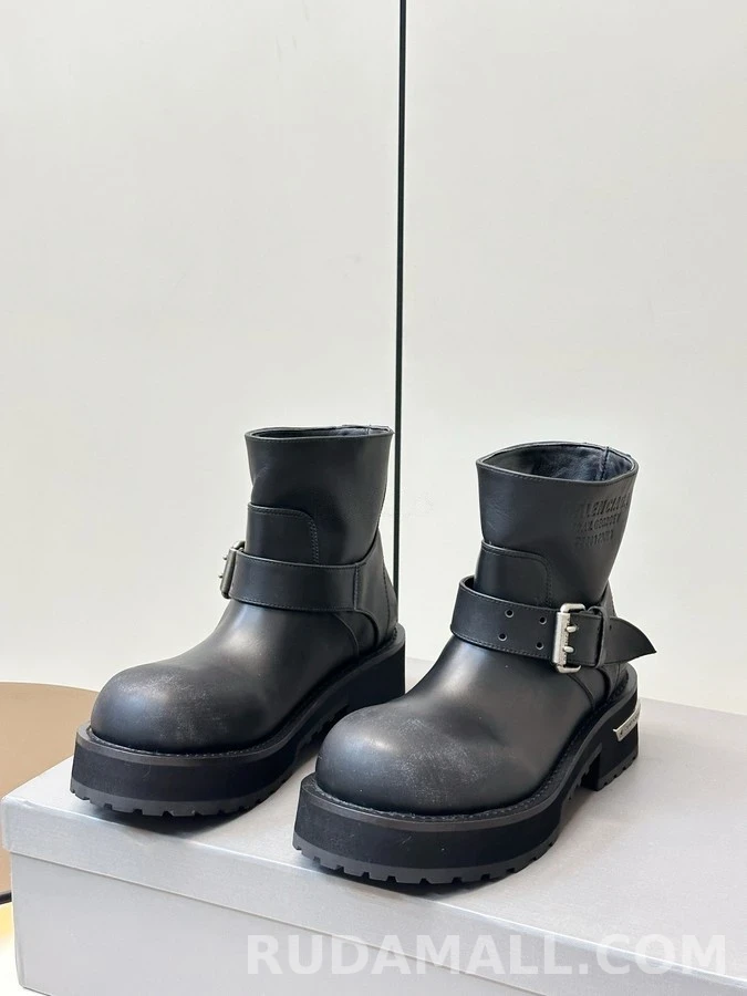 발렌시아가 발렌시아가 복고풍 버클 부츠 상세 이미지