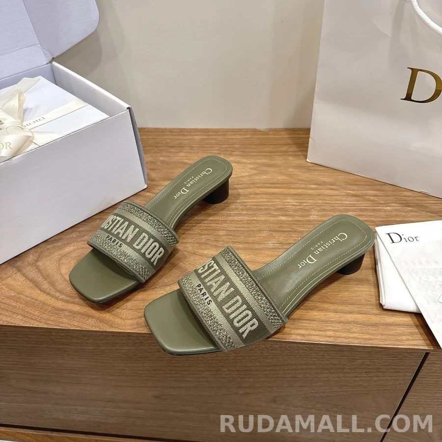 디올 디올 Dway 자수 힐 뮬 상세 이미지