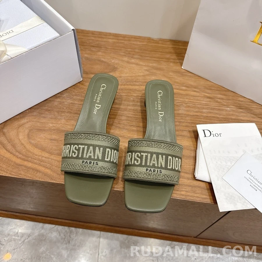 디올 디올 Dway 자수 힐 뮬 상세 이미지
