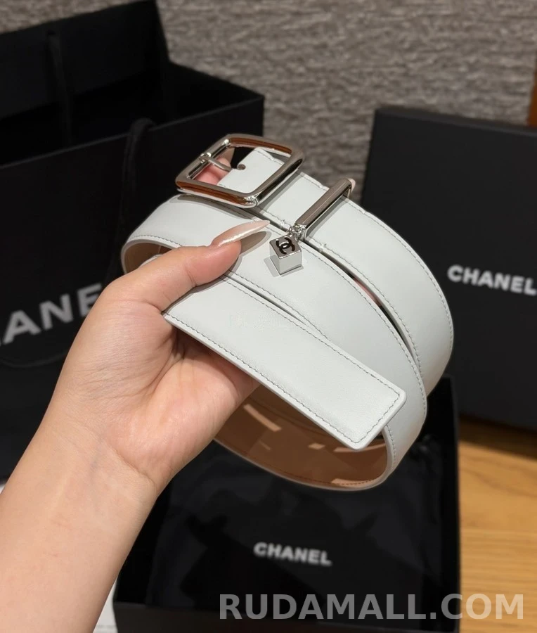 샤넬 샤넬 큐브 로고 벨트 상세 이미지