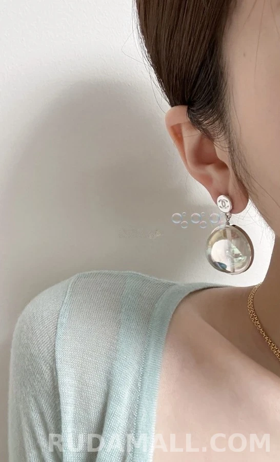 샤넬 샤넬 더블C 이리데슨트 버블 이어링 상세 이미지