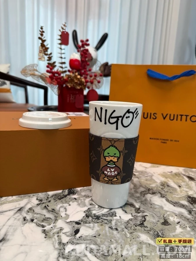 루이비통 루이비통 NIGO 모노그램 머그 상세 이미지