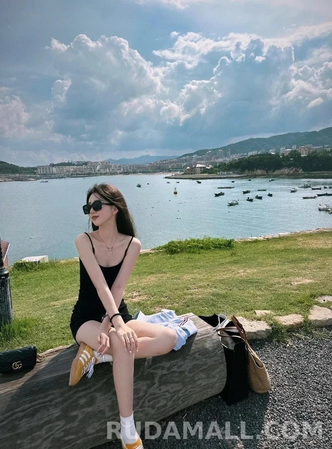샤넬 샤넬 큐빅 로고 스퀘어 선글라스 상세 이미지
