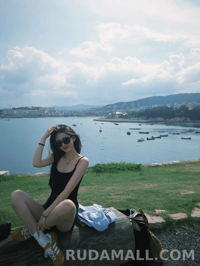 샤넬 샤넬 큐빅 로고 스퀘어 선글라스 상세 이미지