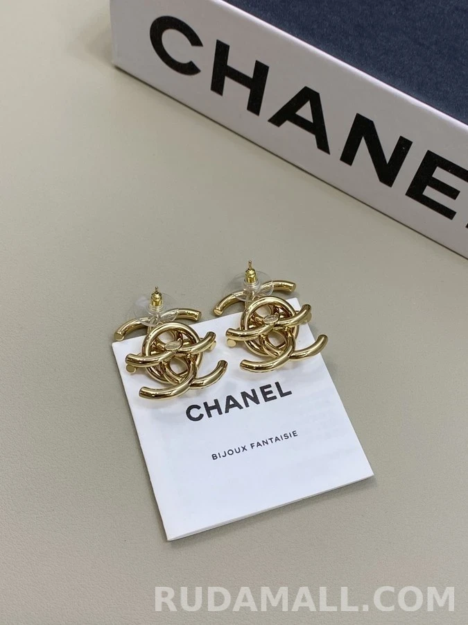 샤넬 샤넬 로고 인터로킹 이어링 상세 이미지