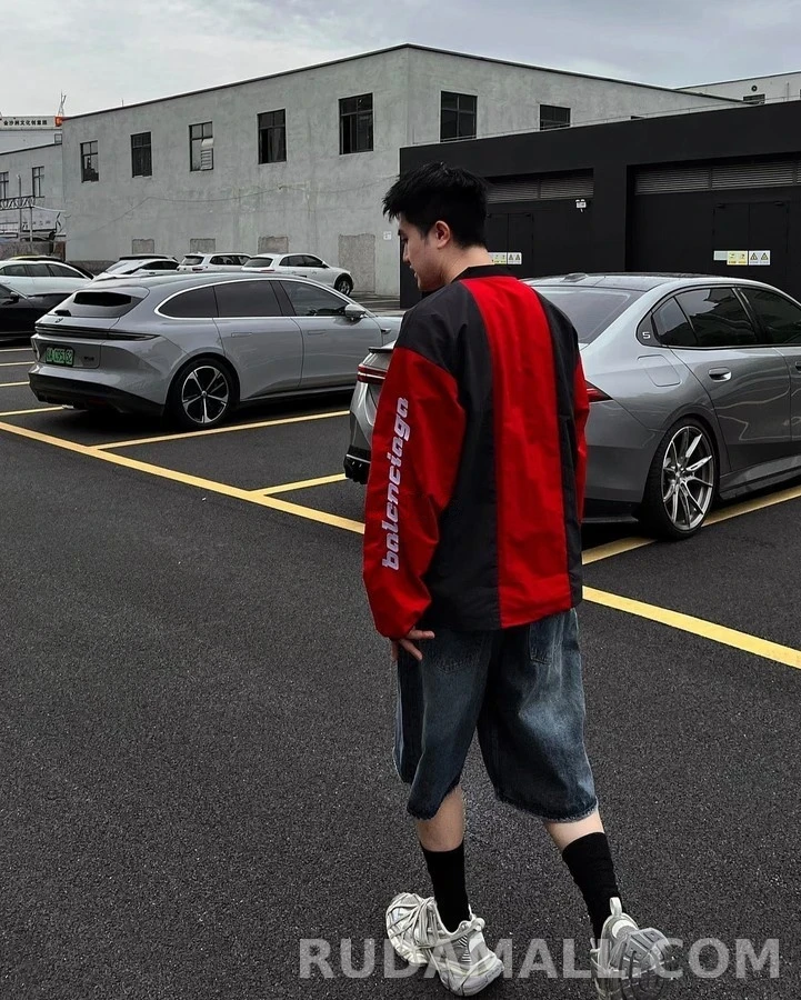 발렌시아가 발렌시아가 컬러블록 맨유 자수 롱슬리브 상세 이미지