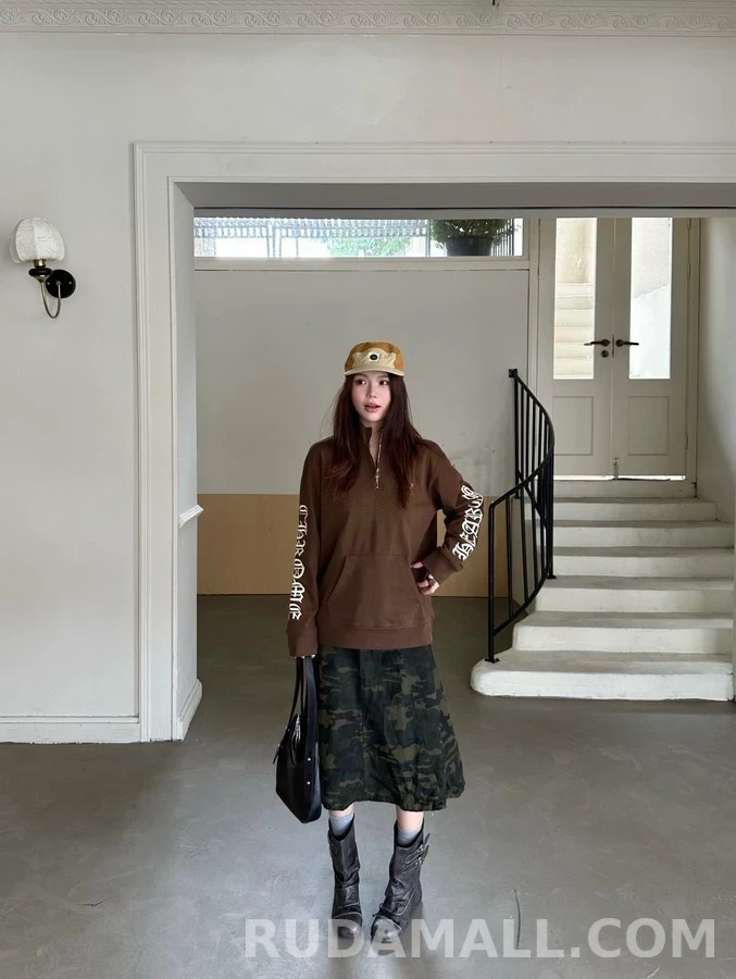 크롬하츠 크롬하츠 레터링 자수 하프집업 맨투맨 상세 이미지