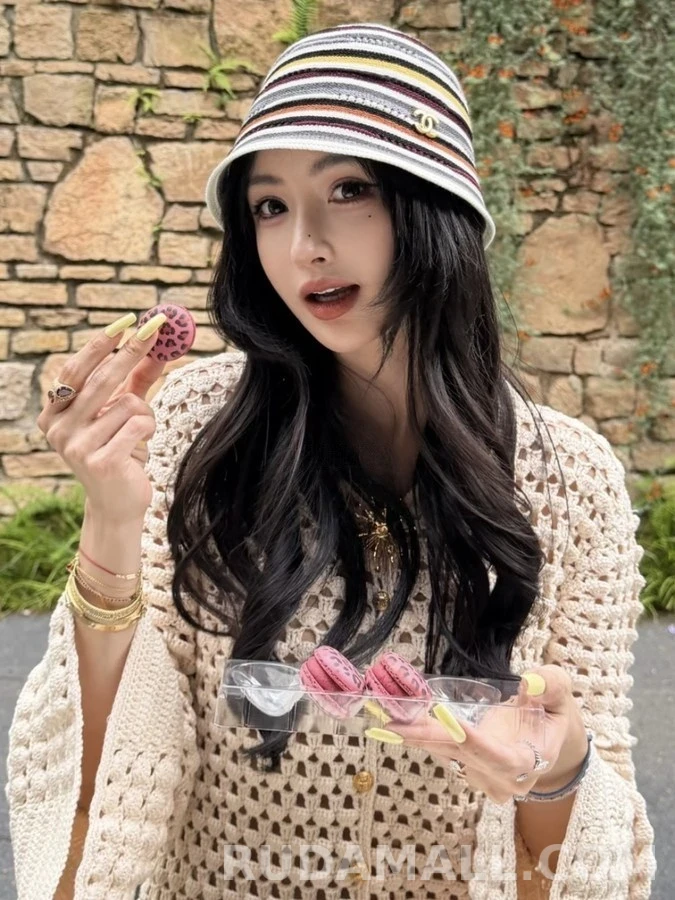 샤넬 샤넬 레트로 스트라이프 버킷햇 상세 이미지