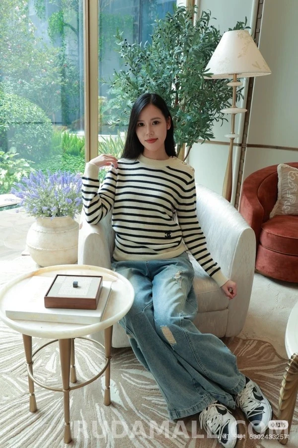 샤넬 샤넬 스트라이프 울 니트 상세 이미지