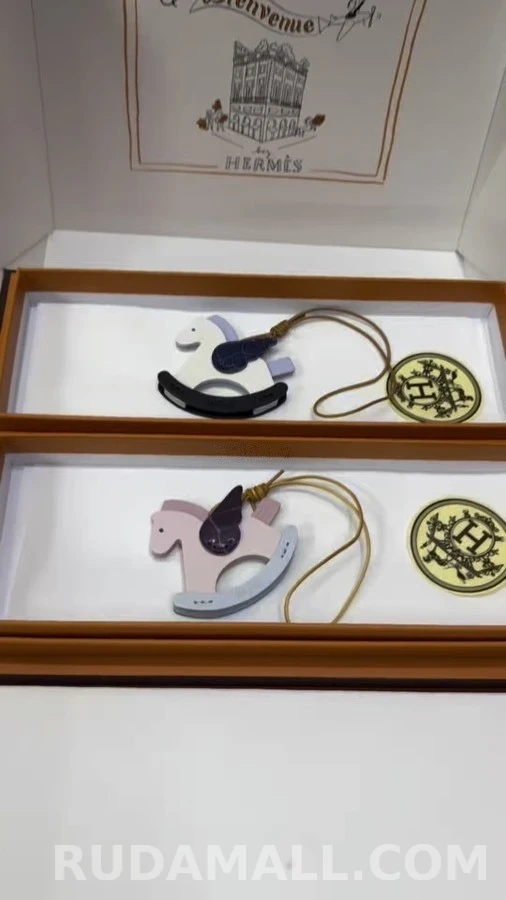 에르메스 에르메스 페가수스 록킹 호스 키링 상세 이미지