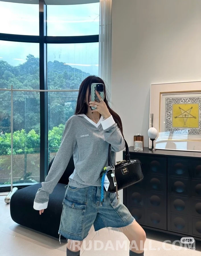 미우미우 미우미우 배색 카라 긴팔 티셔츠 상세 이미지