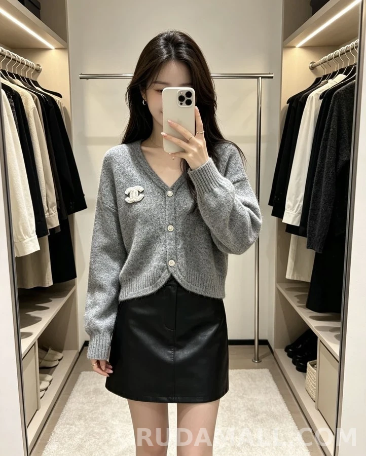 샤넬 샤넬 로고 스팽글 니트 가디건 상세 이미지