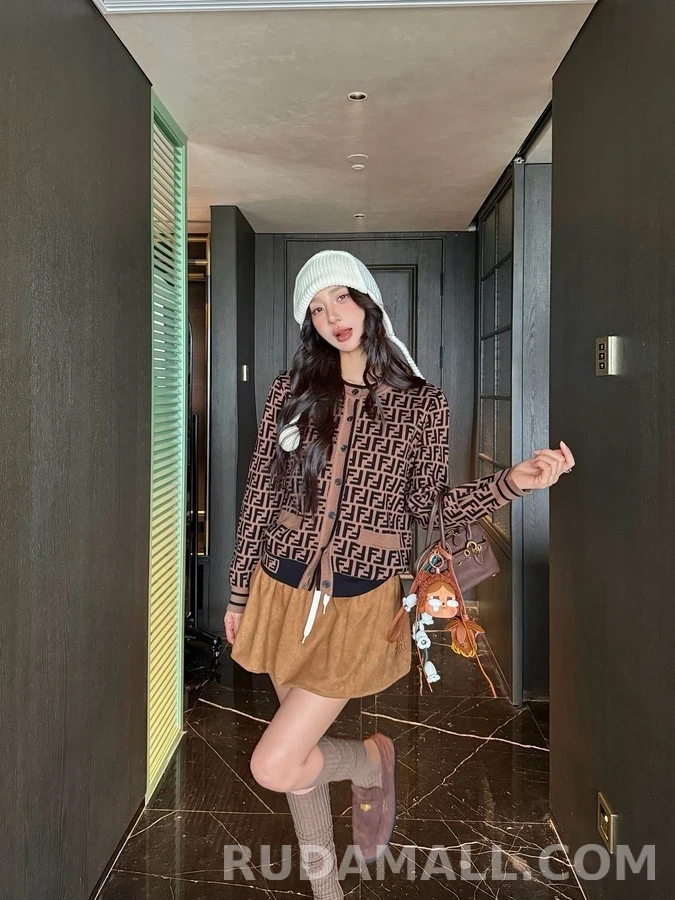 펜디 펜디 로고 자카드 가디건 상세 이미지